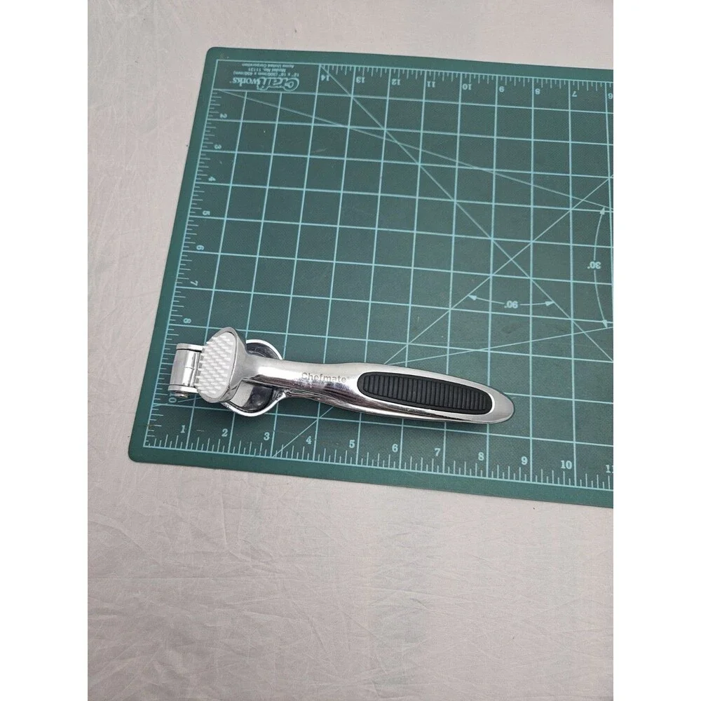 Chef Mate Heavy Duty Garlic Press Self Cleaning Nut Cracker Handle 7.5